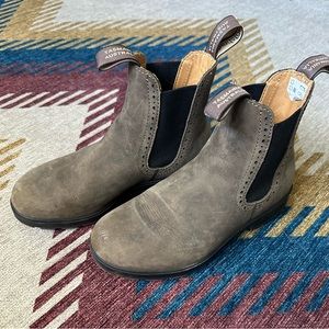 Blundstone High Top Boots in Rustic Brown 8.5